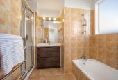 Once in 9 years, 3 beds 2.5 baths house with double garage, 0.4 km to Marina View School, 205 Luckens Road, West Harbour, Auckland