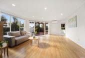Once in 9 years, 3 beds 2.5 baths house with double garage, 0.4 km to Marina View School, 205 Luckens Road, West Harbour, Auckland