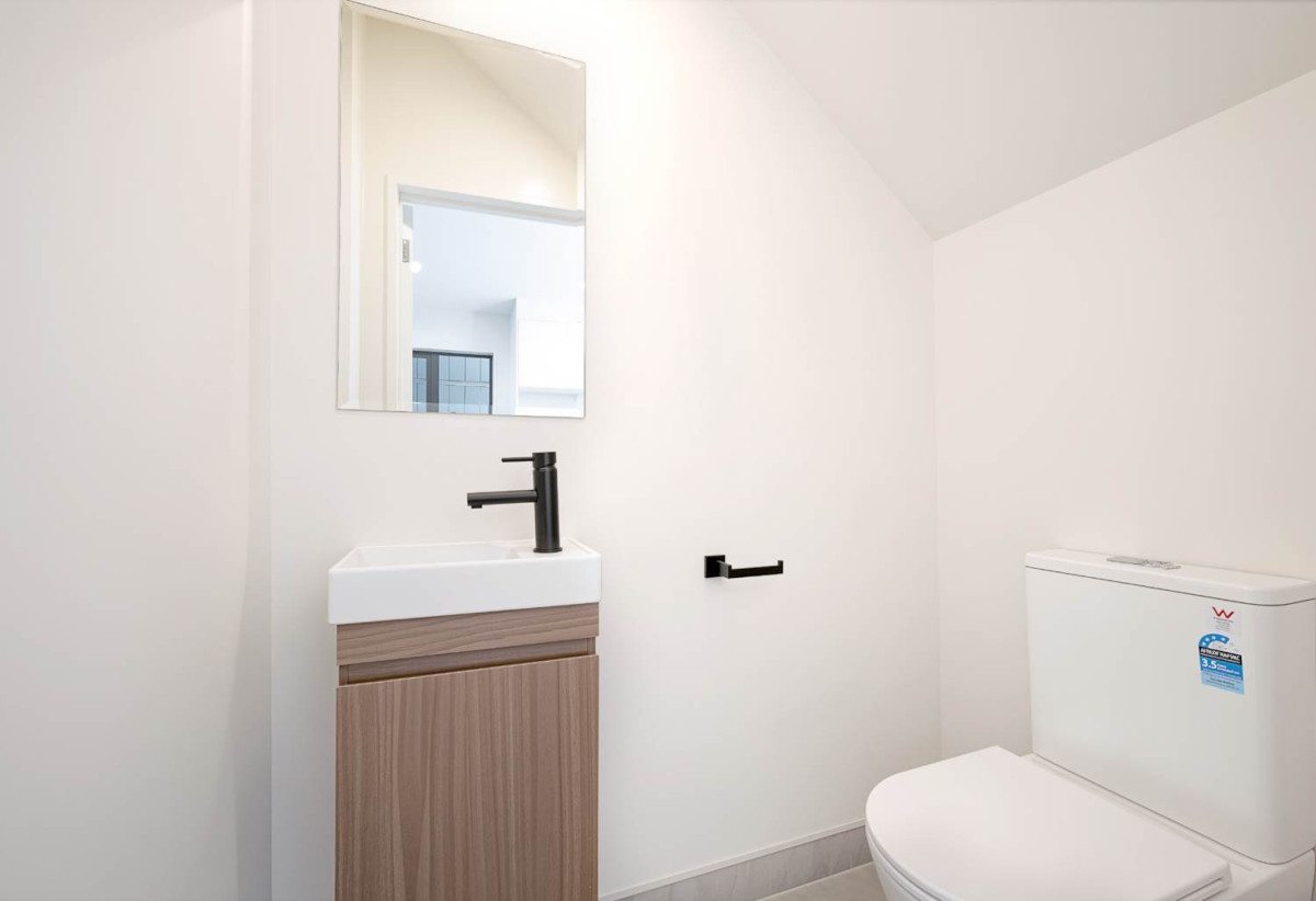 Mt Albert Grammar School zone, Brandnew standalone 4 beds 2 baths home with garage, Quick access to Mt Albert Town center and Point Chev Center, motorway access, Vendor has applied for a Master Builder 10-Year Guarantee, Lot 3/20 Laurel Street, Mt Albert, Auckland