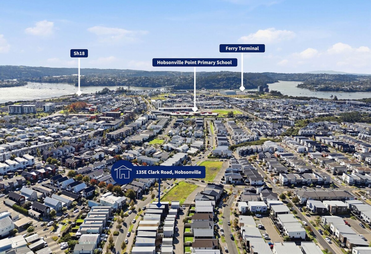 4 beds 2.5 baths home with double standalone double garage, Floor area – 179sqm (includes house 143sqm, garage 36sqm), CV 2024 – $1.15M, close to shops, schools, easy motorway access, 0.4 km to Hobsonville Point Secondary School, 0.5 km to Hobsonville Point Primary School, 135E Clark Road, Hobsonville, Auckland