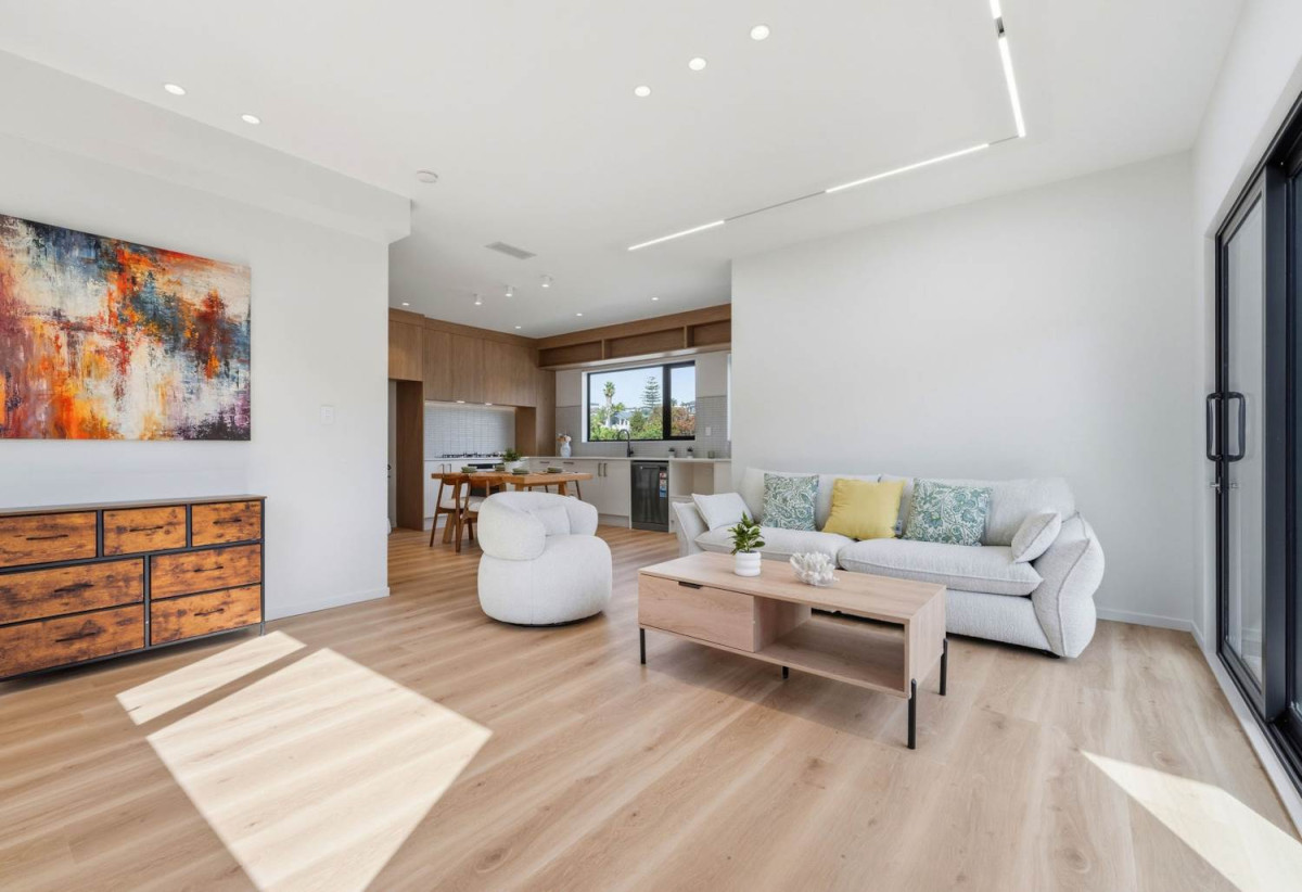 Rangitoto College zone, Brandnew standalone 4 beds 4 baths home with garage, with Rothesay Bay Beach just a short stroll away and Browns Bay village nearby, 0.2 km to Browns Bay School, Lot 7/30 Kiteroa Terrace, Rothesay Bay, Auckland