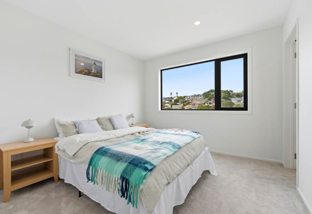 Rangitoto College zone, Brandnew standalone 4 beds 4 baths home with garage, with Rothesay Bay Beach just a short stroll away and Browns Bay village nearby, 0.2 km to Browns Bay School, Lot 7/30 Kiteroa Terrace, Rothesay Bay, Auckland