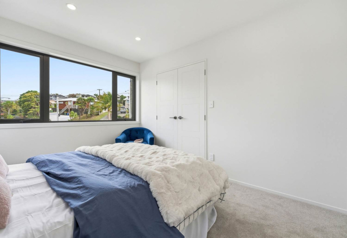 Rangitoto College zone, Brandnew standalone 4 beds 4 baths home with garage, with Rothesay Bay Beach just a short stroll away and Browns Bay village nearby, 0.2 km to Browns Bay School, Lot 7/30 Kiteroa Terrace, Rothesay Bay, Auckland