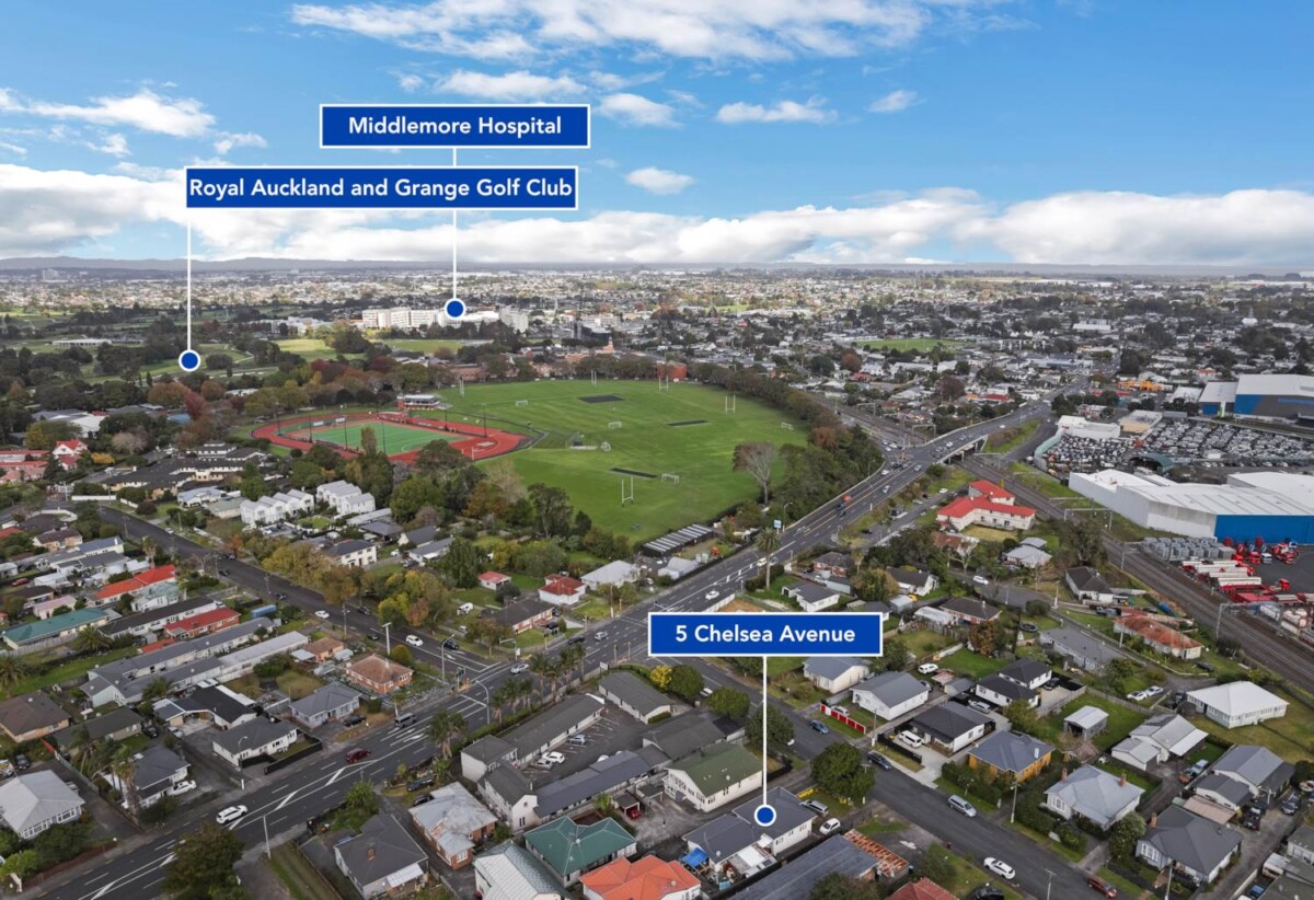 3 beds + study 1 bath house with carport on 419m2 section, minutes from Otahuhu town centre, motorway access, 0.4 km to Otahuhu College, 5 Chelsea Avenue, Otahuhu, Auckland