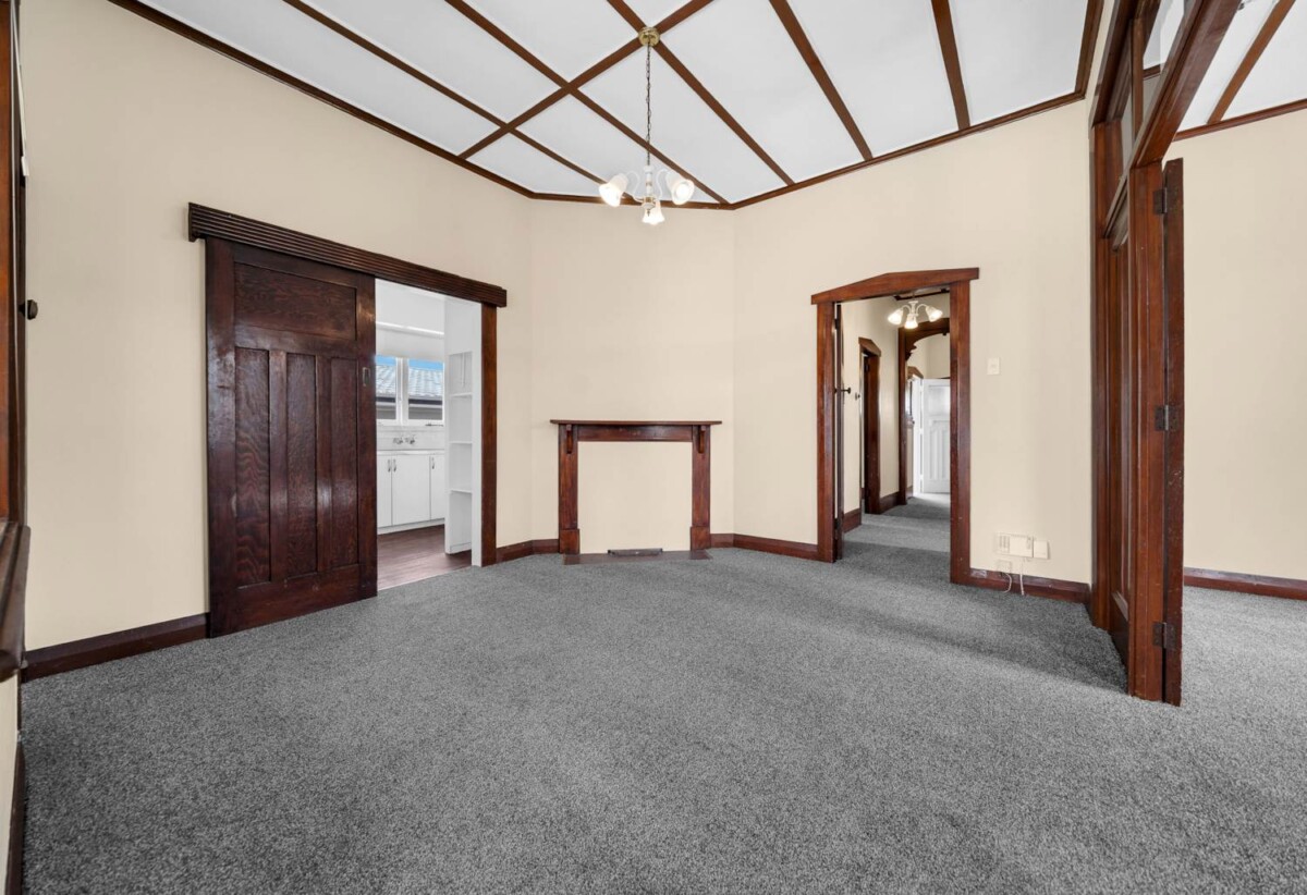 3 beds + study 1 bath house with carport on 419m2 section, minutes from Otahuhu town centre, motorway access, 0.4 km to Otahuhu College, 5 Chelsea Avenue, Otahuhu, Auckland