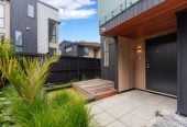 Brandnew standalone 3 beds (3 ensuites) 3.5 baths house with garage, 1 ensuite ground floor, close to schools, beaches, shops, parks, Eastridge shopping centre, CBD, 0.5 km to Orakei School, 54B Tautari Street, Orakei, Auckland
