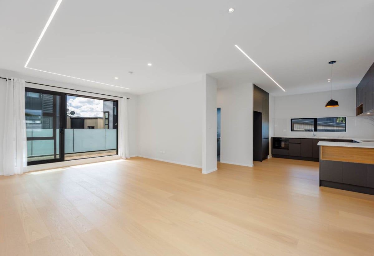Brandnew standalone 3 beds (3 ensuites) 3.5 baths house with garage, 1 ensuite ground floor, close to schools, beaches, shops, parks, Eastridge shopping centre, CBD, 0.5 km to Orakei School, 54B Tautari Street, Orakei, Auckland