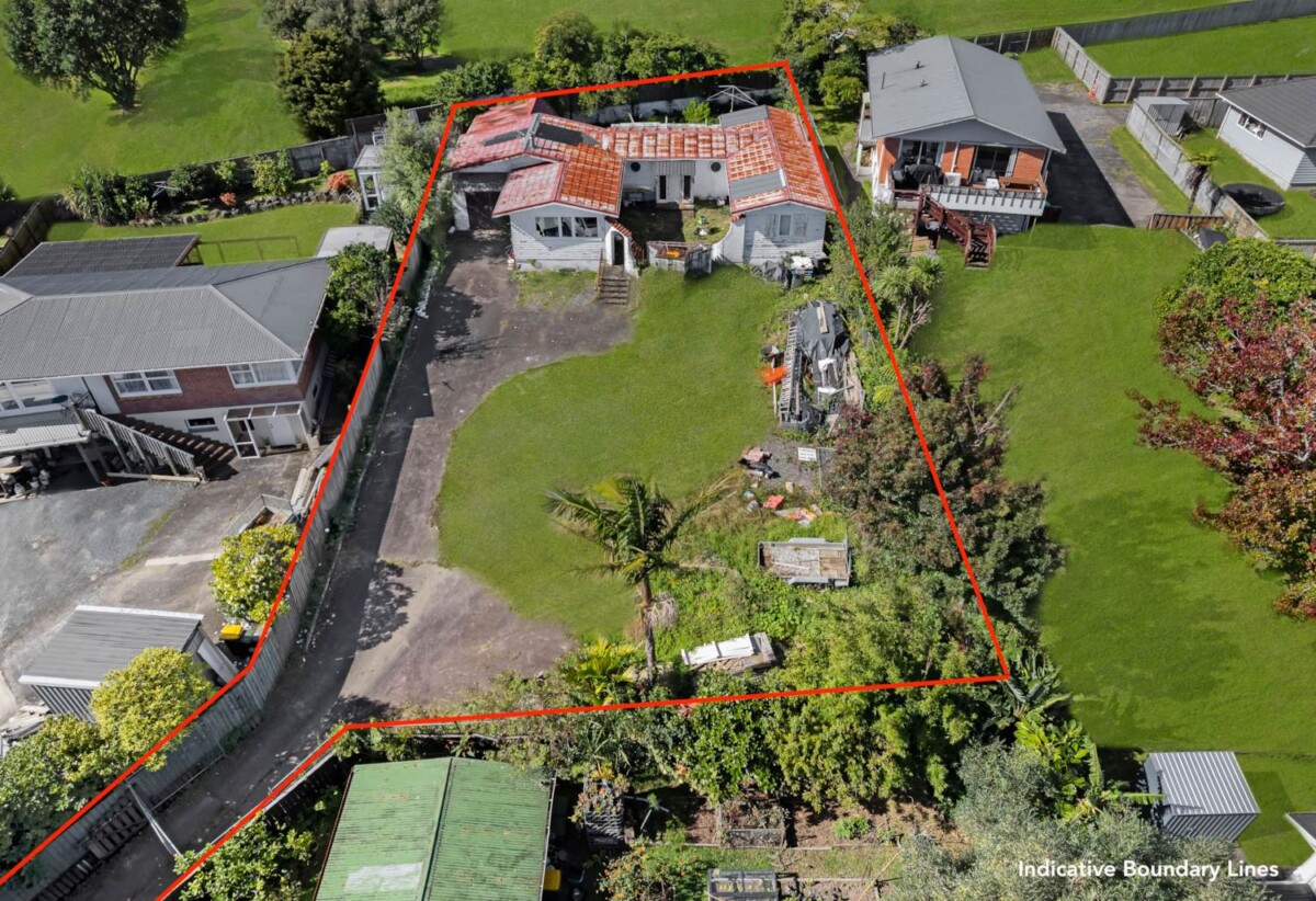 3 beds house on 1037m2 section with RC for five mixed detached and duplex dwellings (each with a garage), and Watercare has formally confirmed sufficient wastewater capacity, minutes to the motorway access, schools, and Henderson’s core — Unitec, West Wave, Westfield Mall, Event Cinemas, 0.2 km to Edmonton School, 7 Marie Crescent, Te Atatu South, Auckland