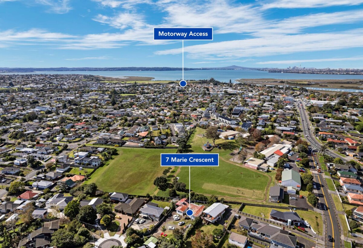3 beds house on 1037m2 section with RC for five mixed detached and duplex dwellings (each with a garage), and Watercare has formally confirmed sufficient wastewater capacity, minutes to the motorway access, schools, and Henderson’s core — Unitec, West Wave, Westfield Mall, Event Cinemas, 0.2 km to Edmonton School, 7 Marie Crescent, Te Atatu South, Auckland