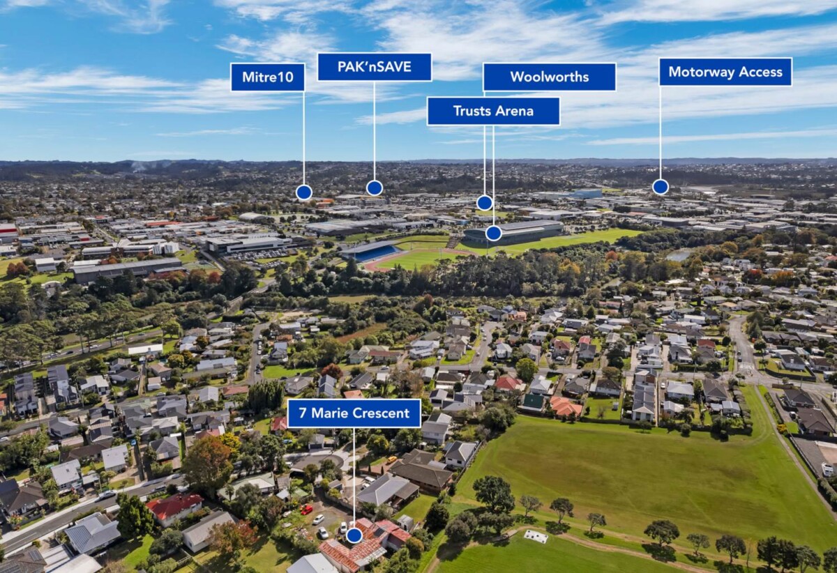 3 beds house on 1037m2 section with RC for five mixed detached and duplex dwellings (each with a garage), and Watercare has formally confirmed sufficient wastewater capacity, minutes to the motorway access, schools, and Henderson’s core — Unitec, West Wave, Westfield Mall, Event Cinemas, 0.2 km to Edmonton School, 7 Marie Crescent, Te Atatu South, Auckland