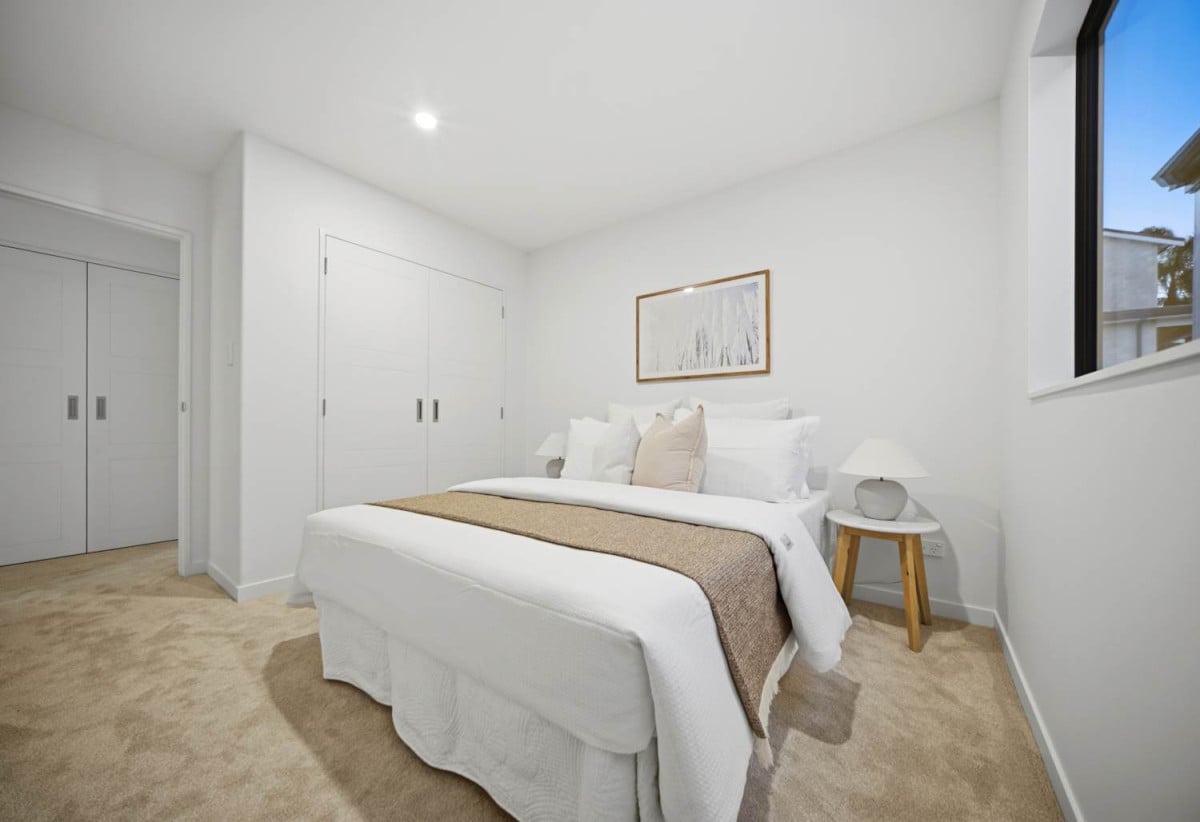 Brandnew standalone 4 beds 2.5 baths home with garage, moments from top schools, coastal walkways, parks, ferry transport, and local amenities, motorway access, 0.8 km to Hobsonville Point Secondary School, 0.9 km to Scott Point School, 2/28 Brickworks Bay Road, Hobsonvil, Auckland