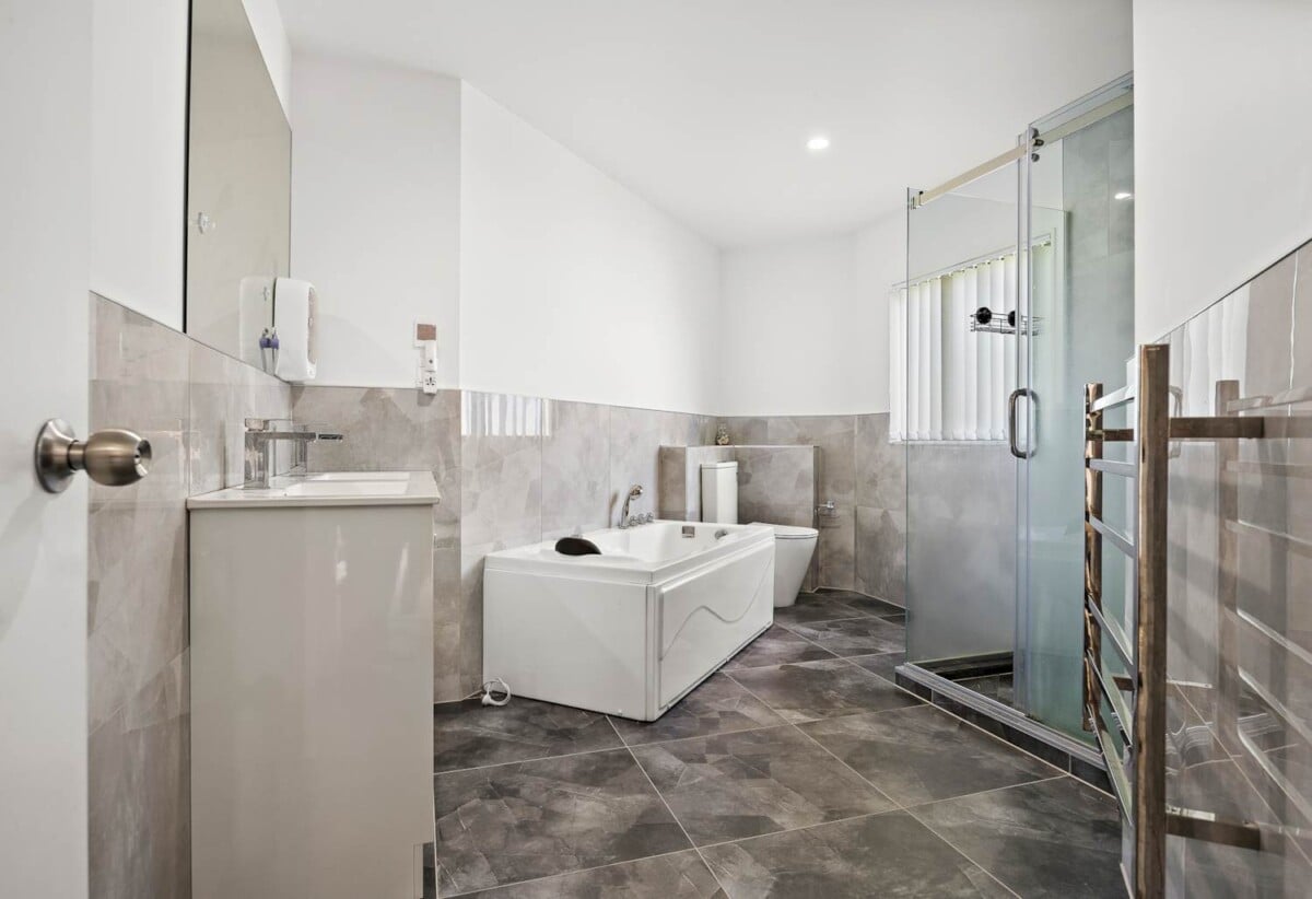 243m2 4 beds 2.5 baths house with double garage on 500m2 section, close to schools, reserves, shops, supermarket, golf club, easy motorway access, 0.7 km to Halsey Drive School, 1.4 km to Lynfield College, 38A James Tyler Crescent, Lynfield, Auckland
