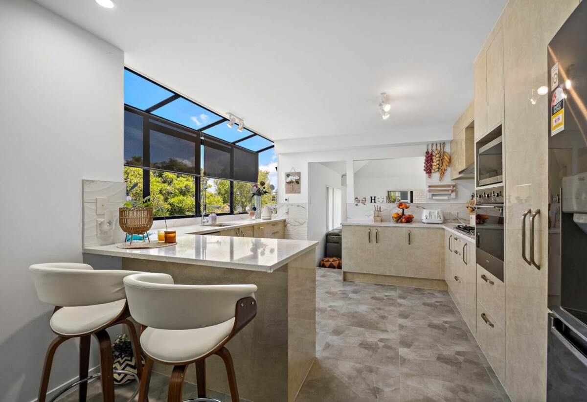 243m2 4 beds 2.5 baths house with double garage on 500m2 section, close to schools, reserves, shops, supermarket, golf club, easy motorway access, 0.7 km to Halsey Drive School, 1.4 km to Lynfield College, 38A James Tyler Crescent, Lynfield, Auckland