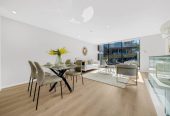 Brandnew 3 beds 2.5 bath Duplex home with garage, close to schools shops, parks, motorway access, 0.6 km to Ellerslie School, 1.7 km to Remuera Intermediate, 44B Waiohua Road, Greenlane, Auckland