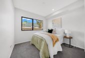 Brandnew 3 beds 2.5 bath Duplex home with garage, close to schools shops, parks, motorway access, 0.6 km to Ellerslie School, 1.7 km to Remuera Intermediate, 44B Waiohua Road, Greenlane, Auckland