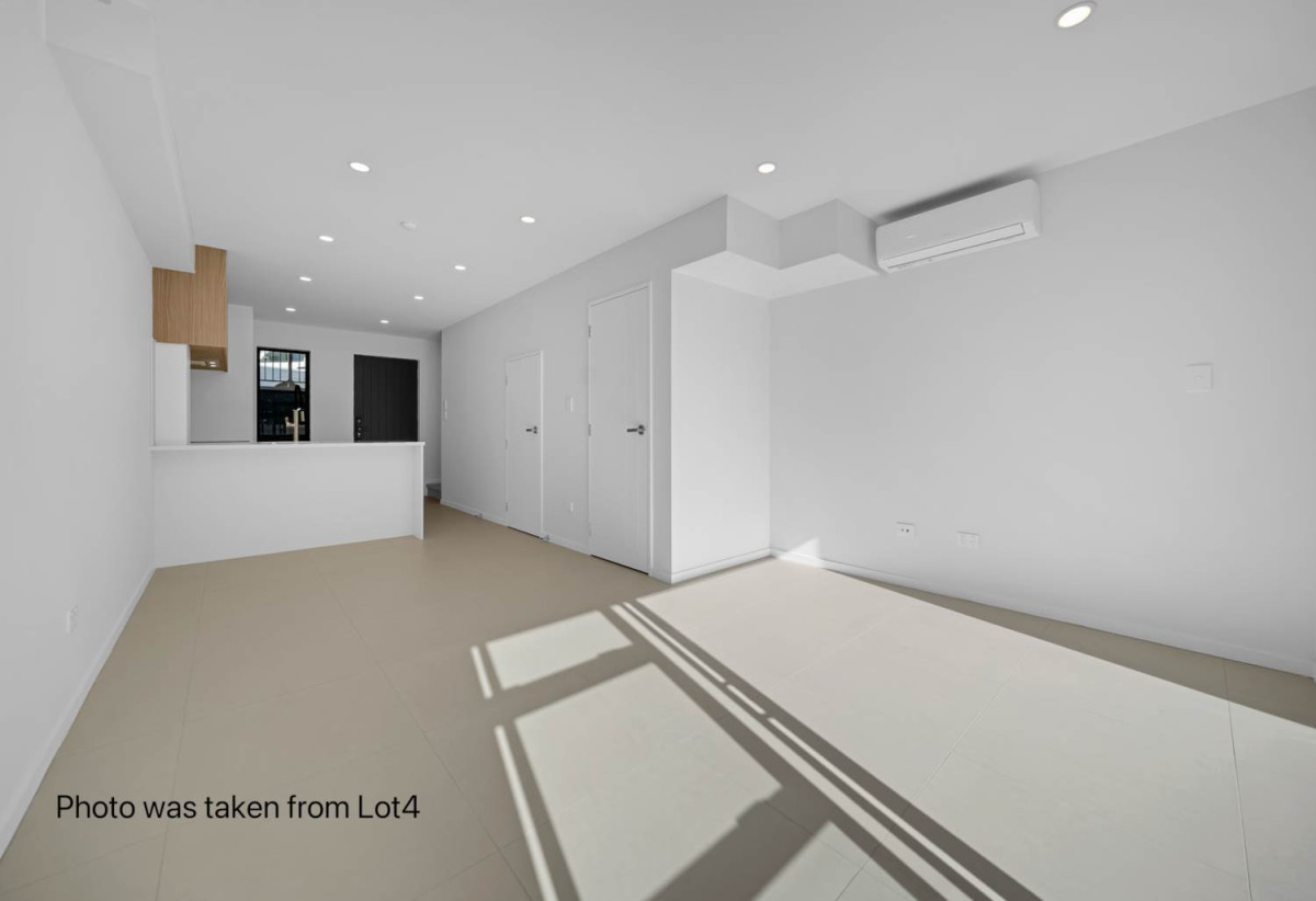 Motivated vendor, Brandnew 3 beds 2.5 baths home with car park, zoned for New Windsor School, Blockhouse Bay Intermediate, and Avondale College, Lot 4/190 Methuen Road, New Windsor, Auckland