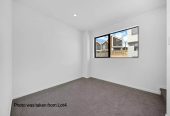 Motivated vendor, Brandnew 2 beds 1.5 baths home with car park, zoned for New Windsor School, Blockhouse Bay Intermediate, and Avondale College, Lot 3/190 Methuen Road, New Windsor, Auckland