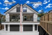 Brandnew 3 beds 2.5 bath Duplex home with garage, close to schools shops, parks, motorway access, 0.6 km to Ellerslie School, 1.7 km to Remuera Intermediate, 44B & 44C Waiohua Road, Greenlane, Auckland