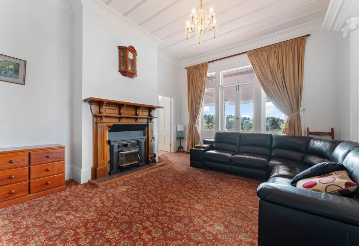 5.2457ha section, More than 320m2 Lifestyle 5 beds 3 baths house, storage for cars or tractors, seven paddocks, mature trees, a natural spring, landscaped ponds, a tennis court and a heated 100,000-litre swimming pool. Downstairs A home theatre, rumpus room, larder, laundry, linen room, sauna, bathroom and generous storage, 0.4 km to Taupaki School, 364 Waitakere Road, Taupaki, Auckland