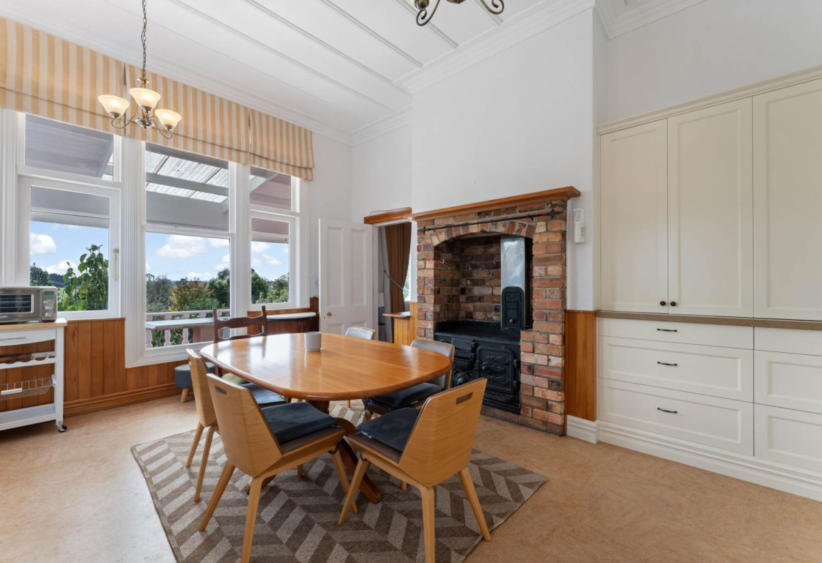 5.2457ha section, More than 320m2 Lifestyle 5 beds 3 baths house, storage for cars or tractors, seven paddocks, mature trees, a natural spring, landscaped ponds, a tennis court and a heated 100,000-litre swimming pool. Downstairs A home theatre, rumpus room, larder, laundry, linen room, sauna, bathroom and generous storage, 0.4 km to Taupaki School, 364 Waitakere Road, Taupaki, Auckland