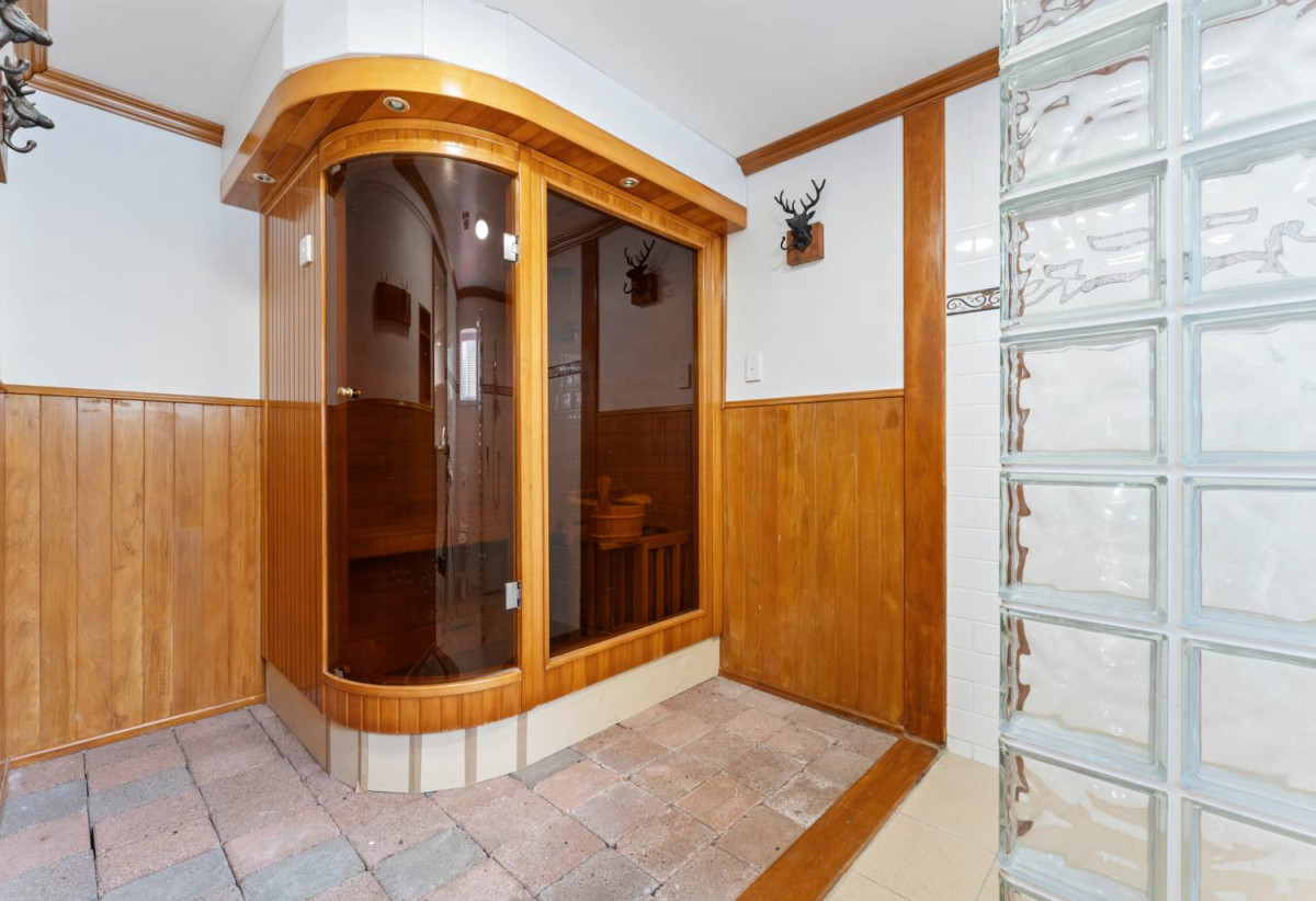 5.2457ha section, More than 320m2 Lifestyle 5 beds 3 baths house, storage for cars or tractors, seven paddocks, mature trees, a natural spring, landscaped ponds, a tennis court and a heated 100,000-litre swimming pool. Downstairs A home theatre, rumpus room, larder, laundry, linen room, sauna, bathroom and generous storage, 0.4 km to Taupaki School, 364 Waitakere Road, Taupaki, Auckland