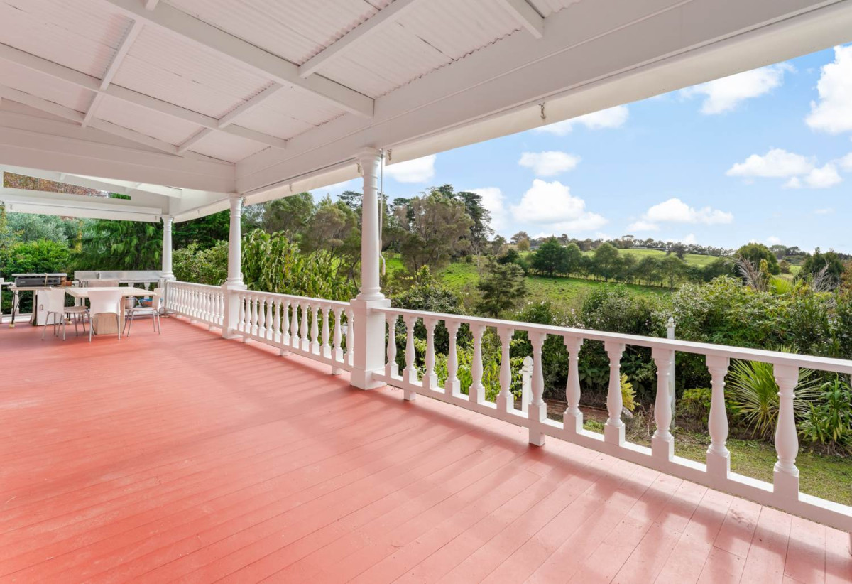5.2457ha section, More than 320m2 Lifestyle 5 beds 3 baths house, storage for cars or tractors, seven paddocks, mature trees, a natural spring, landscaped ponds, a tennis court and a heated 100,000-litre swimming pool. Downstairs A home theatre, rumpus room, larder, laundry, linen room, sauna, bathroom and generous storage, 0.4 km to Taupaki School, 364 Waitakere Road, Taupaki, Auckland