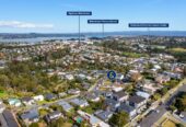 Owners relocating, 6 beds 4 baths house with double garage and views on 368m2 section, 3 beds 1 bath 1 lounge ground floor, walking distance of the bus stop, schools, shopping centre, 0.8 km to Northcote College and Willow Park School, 25 Pupuke Road, Birkenhead, Auckland