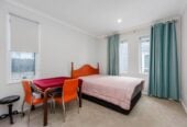 Owners relocating, 6 beds 4 baths house with double garage and views on 368m2 section, 3 beds 1 bath 1 lounge ground floor, walking distance of the bus stop, schools, shopping centre, 0.8 km to Northcote College and Willow Park School, 25 Pupuke Road, Birkenhead, Auckland