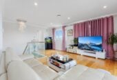 Owners relocating, 6 beds 4 baths house with double garage and views on 368m2 section, 3 beds 1 bath 1 lounge ground floor, walking distance of the bus stop, schools, shopping centre, 0.8 km to Northcote College and Willow Park School, 25 Pupuke Road, Birkenhead, Auckland
