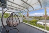 Owners relocating, 6 beds 4 baths house with double garage and views on 368m2 section, 3 beds 1 bath 1 lounge ground floor, walking distance of the bus stop, schools, shopping centre, 0.8 km to Northcote College and Willow Park School, 25 Pupuke Road, Birkenhead, Auckland