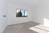 Must sell, move-in ready, 3 beds 1 bath house with double garage, Reserves, bush walks and playgrounds are nearby, Easy drive to Glenfield Mall, 0.6 km to Bayview School, 11 Randal Place, Bayview, Auckland