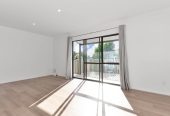 Must sell, move-in ready, 3 beds 1 bath house with double garage, Reserves, bush walks and playgrounds are nearby, Easy drive to Glenfield Mall, 0.6 km to Bayview School, 11 Randal Place, Bayview, Auckland