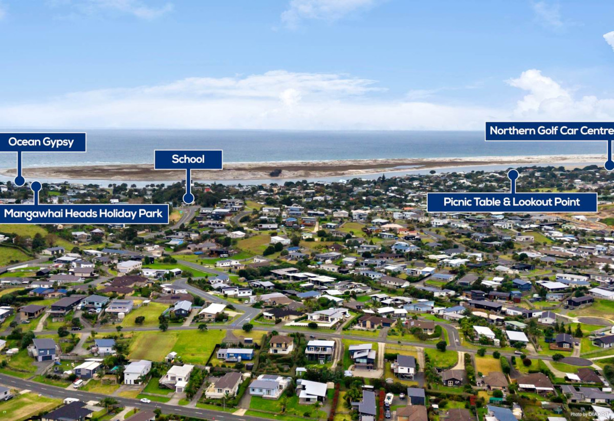 2980m2 (2568m2 net +412m2 access) Fully serviced Coastal section with new title, motivated vendor and flexible terms, nearby amenities including the golf course, boat ramp, local shops, cafés, and the stunning beach—all just minutes away, Lot 2/21 Gumdiggers Lane, Mangawhai Heads, Northland