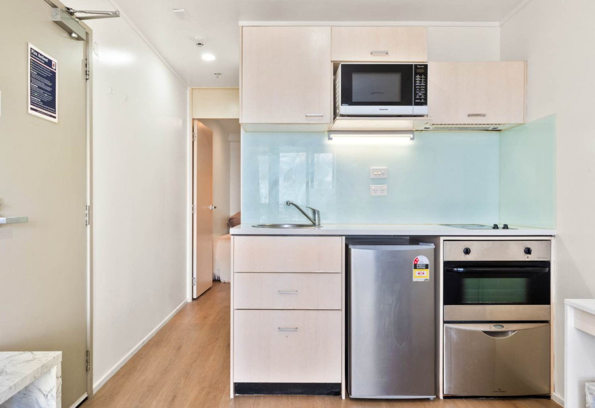 Auckland Girls’ Grammar School zone, Freehold 2 beds 1 bath apartment, 32sqm internal size PLUS a good-sized balcony, Full furniture package is included, move-in ready, 0.9 km to Auckland Girls’ Grammar School, 1229/72 Nelson Street, City Centre, Auckland