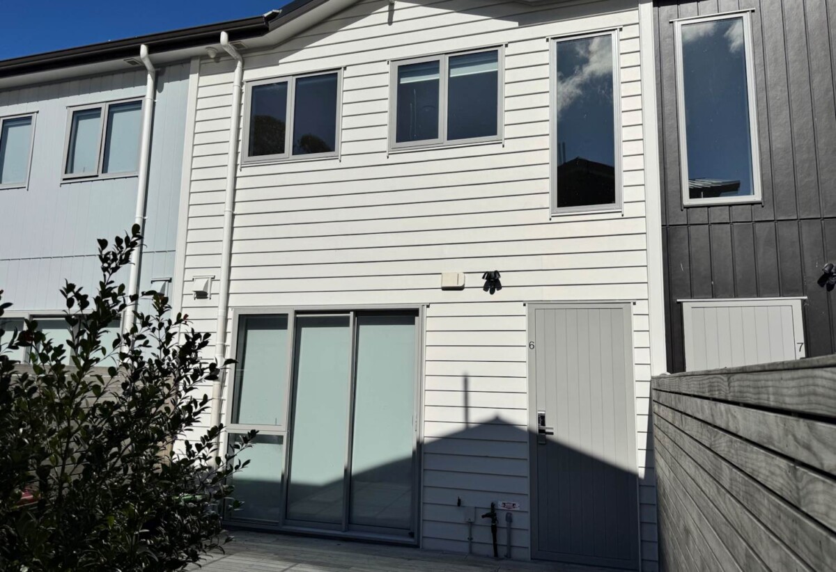 2 beds 2 baths townhouse, 0.6 km to Sir Edmund Hillary Collegiate school, Lot 6, 20 Bentley Road, Otara, Auckland