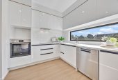 10-Year Master Build Guarantee, Brandnew 3 beds 3.5 baths home with garage, 1 bed 1 bath ground floor, close to schools, shopping centres, 0.7 km to Sunny Hills School, Lot 7/252 Pakuranga Road, Pakuranga Heights, Auckland