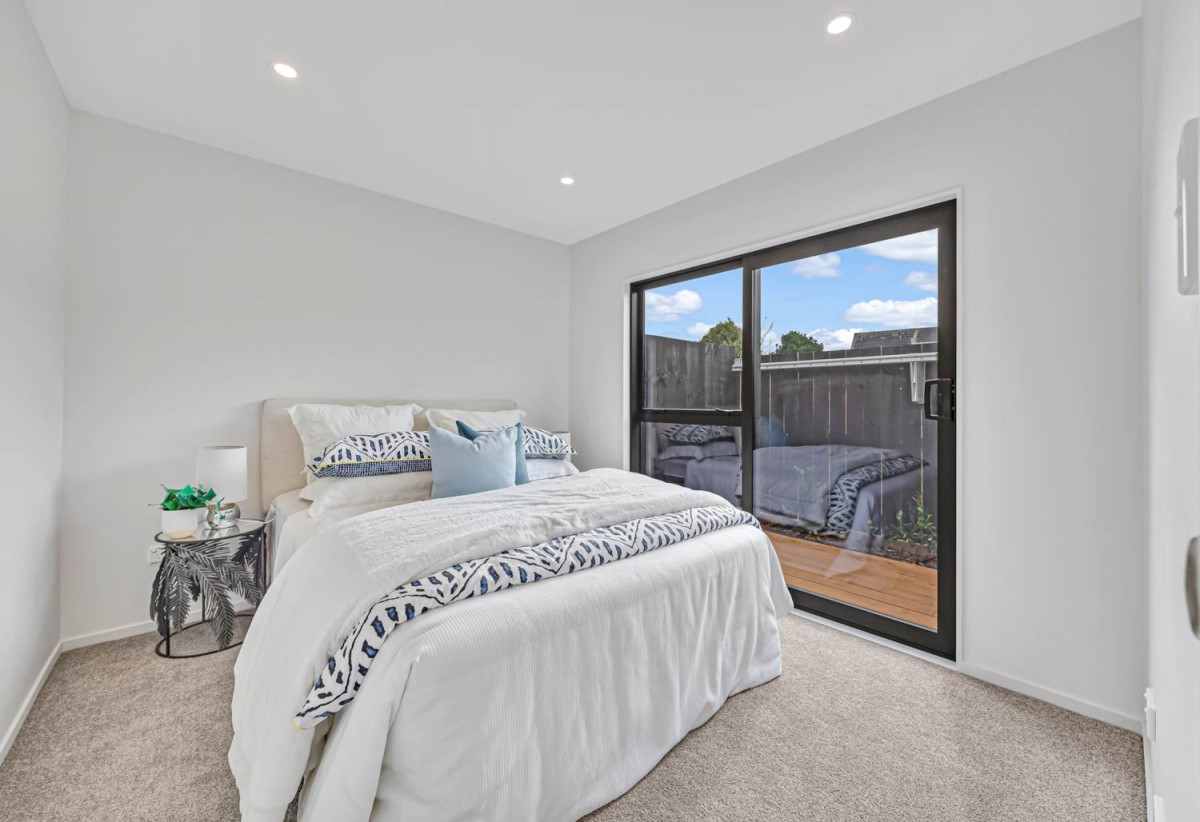 10-Year Master Build Guarantee, Brandnew 3 beds 3.5 baths home with garage, 1 bed 1 bath ground floor, close to schools, shopping centres, 0.7 km to Sunny Hills School, Lot 7/252 Pakuranga Road, Pakuranga Heights, Auckland