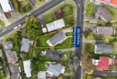 Urgent sale, Vendors have purchased, Double Westlake school zone, 6 beds 2 baths house with garage on 609m2 section, close to shops, supermarket, schools, motorway access, 0.9 km to Wairau Intermediate School, 3 Arosa Place, Forrest Hill, Auckland