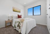 Brandnew standalone 5 beds (2 ensuites) 4 baths house with garage, 1 ensuite ground floor, close to schools, shops, supermarkets, reserves, golf club, 0.6 km to Lynfield College, 79 Terry Street, Blockhouse Bay, Auckland