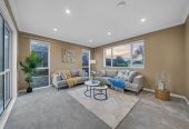 Brick and tile 4 beds 2 baths house with double garage on 761m2 section, minutes to schools, shops, motorway access, 1.2 km to Drury School, 1.4 km to Rosehill Intermediate, 1.6 km to Rosehill College, 95 Parkhaven Drive, Rosehill, Auckland