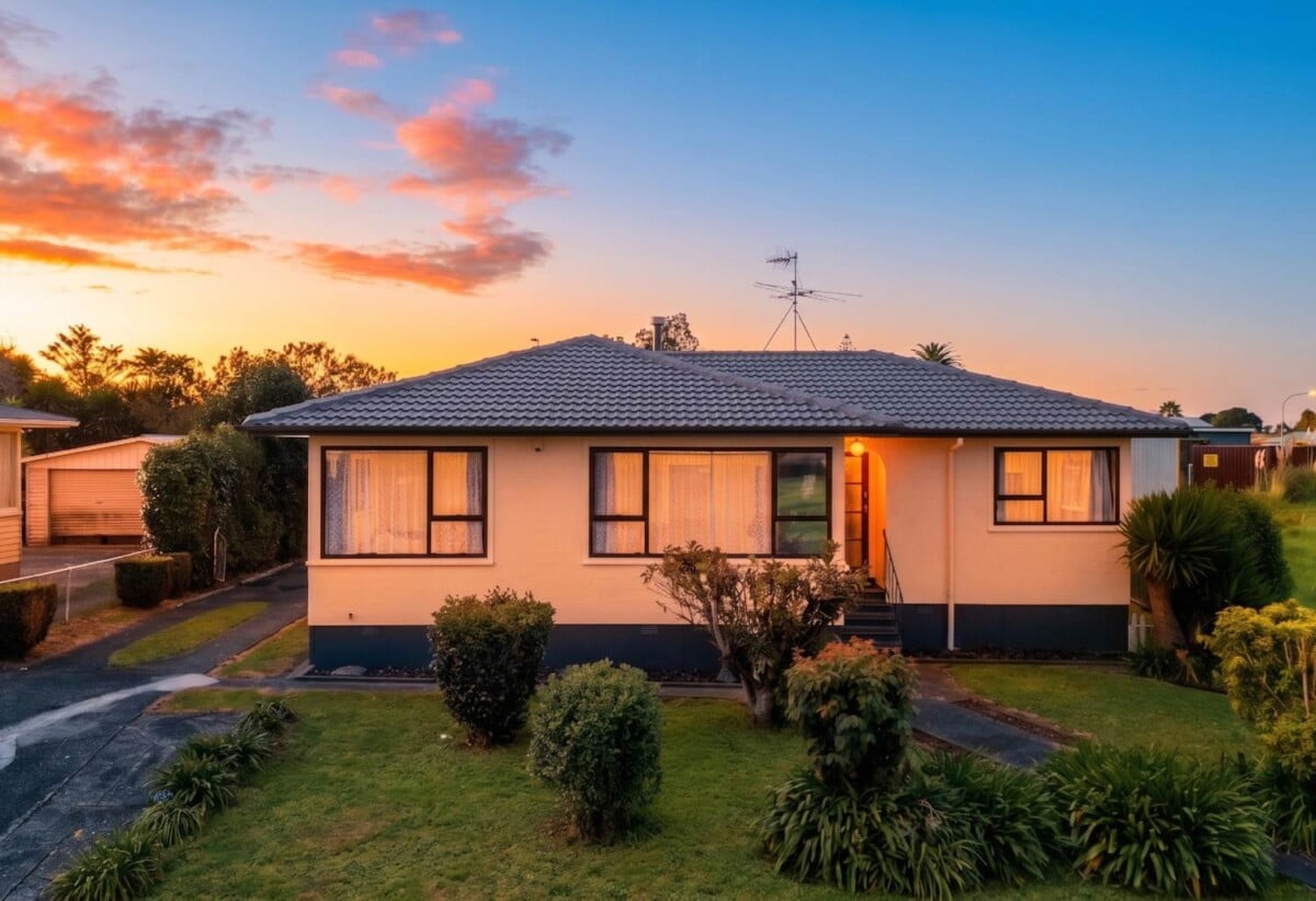 Freshly painted interior – move-in ready, 3 beds 1 bath house with standalone double garage and Additional rumpus room on 708m2 section, park across the road, close to shops, schools, motorway access, 0.3 km to Rosehill Intermediate, 0.4 km to Rosehill College, 41 Tatariki Street, Papakura, Auckland