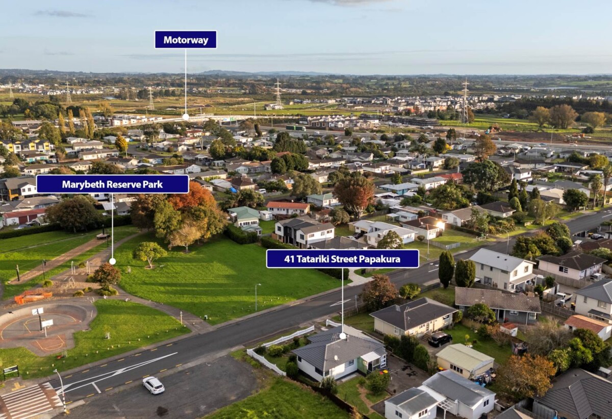 Freshly painted interior – move-in ready, 3 beds 1 bath house with standalone double garage and Additional rumpus room on 708m2 section, park across the road, close to shops, schools, motorway access, 0.3 km to Rosehill Intermediate, 0.4 km to Rosehill College, 41 Tatariki Street, Papakura, Auckland