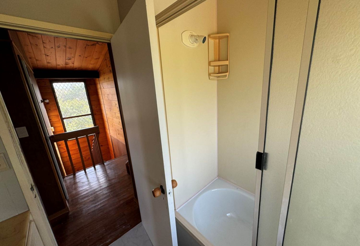 Must sell, Vendor can’t hold on any longer, 157m2 4 beds 2 baths house on 1212m2 section, Located directly opposite the Sundown Reserve, Just 50 metres to Little Manly Beach, 0.6 km to Whangaparaoa School (Auckland), 893 Whangaparoa Road, Manly, Auckland