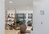 Double Grammar school zone, 53m2 Freehold 2 beds 1 bath apartment, Situated directly opposite Myers Park and Aotea Square, 0.9 km to Auckland Girls’ Grammar School, 1.7 km to Auckland Grammar, 706/438 Queen Street, City Centre, Auckland