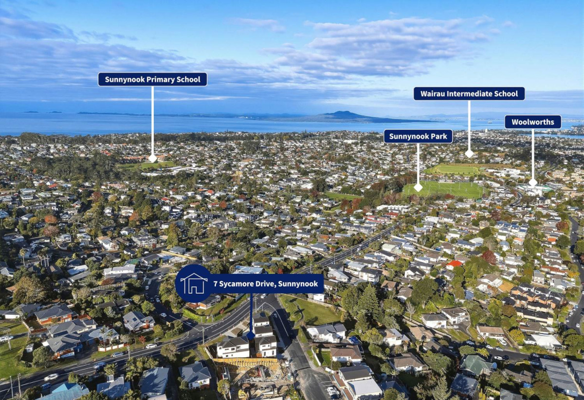 Westlake Boys’ and Girls’ School zones, Brandnew standalone 3 beds 2.5 baths home with double garage, Sunnynook Park, Woolworths Supermarket, and Sunnynook Bus Station are all within walking distance. Quick access to the motorway, 2/7 Sycamore Drive, Sunnynook, Auckland
