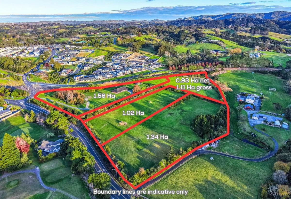 267m2 3 beds + study room 2 baths house with double garage on 5.03ha section, with RC approved for three vacant lifestyle allotments of approximately 1.34ha, 1.02ha, and 0.93ha net (1.11ha gross), alongside a substantial 1.56ha lot containing the existing residence, close to town centre, 0.8 km to Swanson School, 4.3 km to Waitakere College, 780 Swanson Road, Swanson, Auckland