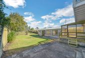 4 beds 2 baths house with standalone double garage on 1012m2 section, Approximately 600–700 metres to New Lynn Train Station and Bus Depot, Close to local shops, schools, and amenities, 0.3 km to Blockhouse Bay Intermediate, 125 Portage Road, New Lynn, Auckland