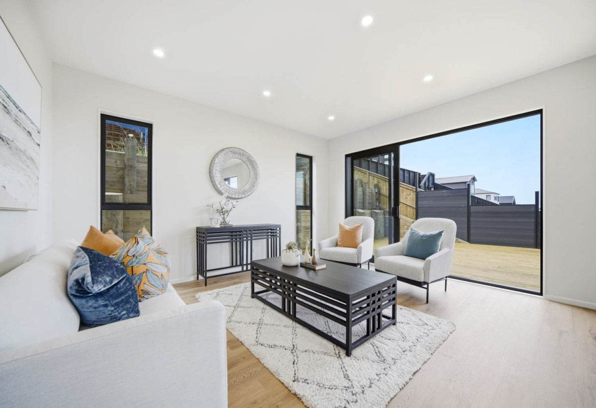 10-Year Master Builder Guarantee, Brandnew 4 beds (2 ensuites) + large study room 3.5 baths house with double garage, Sea views, 1 ensuite and study room ground floor, 1.3 km to Long Bay School and Long Bay College, 32 Kumukumu Road, Long Bay, Auckland
