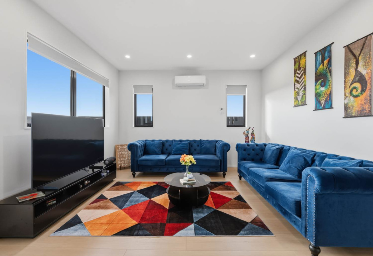 Brandnew 5 beds 3 baths house with garage and 1- bed granny on 443m2 section, 5-minute bush walks from your doorstep, Easy access to local shops and amenities, 0.8 km to Ngakoroa School, 13 Ngakau Road, Karaka, Auckland