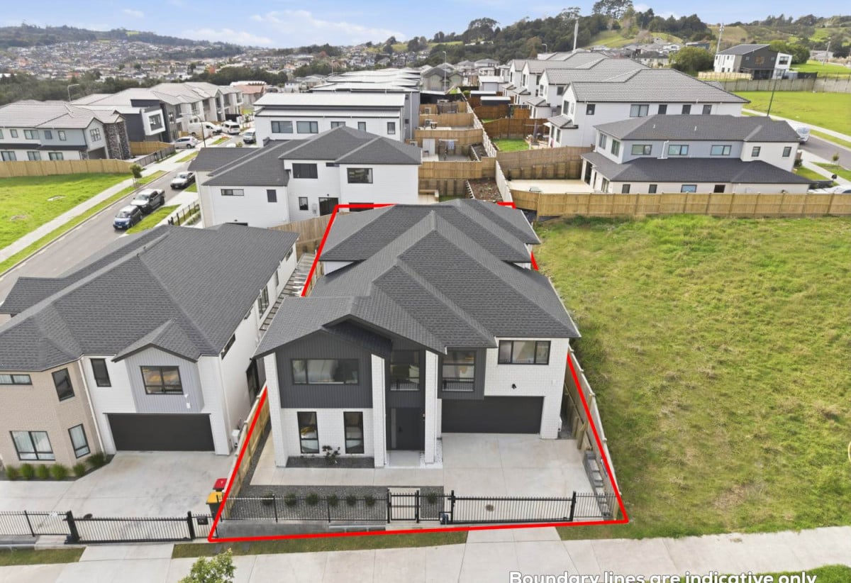 2 Kitchens, 333m2 Brandnew 7 beds (5 ensuites) 6.5 baths house with double garage and 2-beds granny on 451m2 section, close to schools, parks, Ormiston and Botany Downs shopping centres, 0.8 km to Mission Heights Junior College, 1 km to Mission Heights Primary School, 1.5 km to Ormiston Senior College, 56A Tinaku Road, Flat Bush, Auckland, Auckland